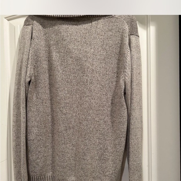 Mens Guess sweater - Picture 4 of 4